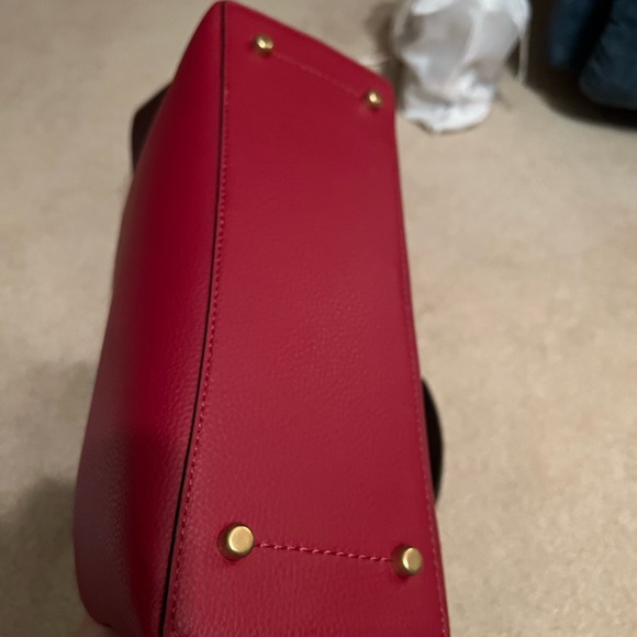 Coach - Picture 3 of 5